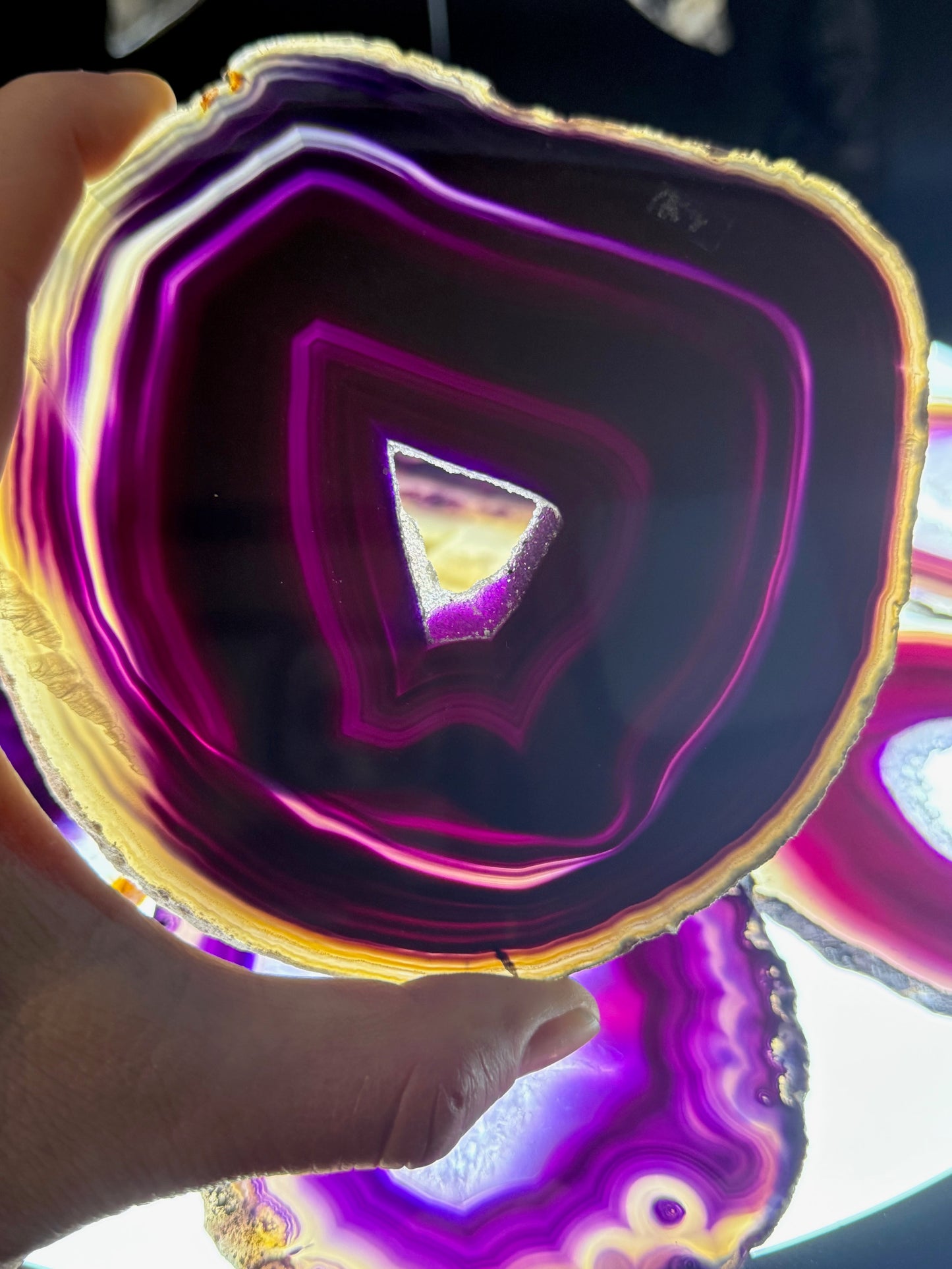 Dyed Agate Slices (Purple) 5-6"