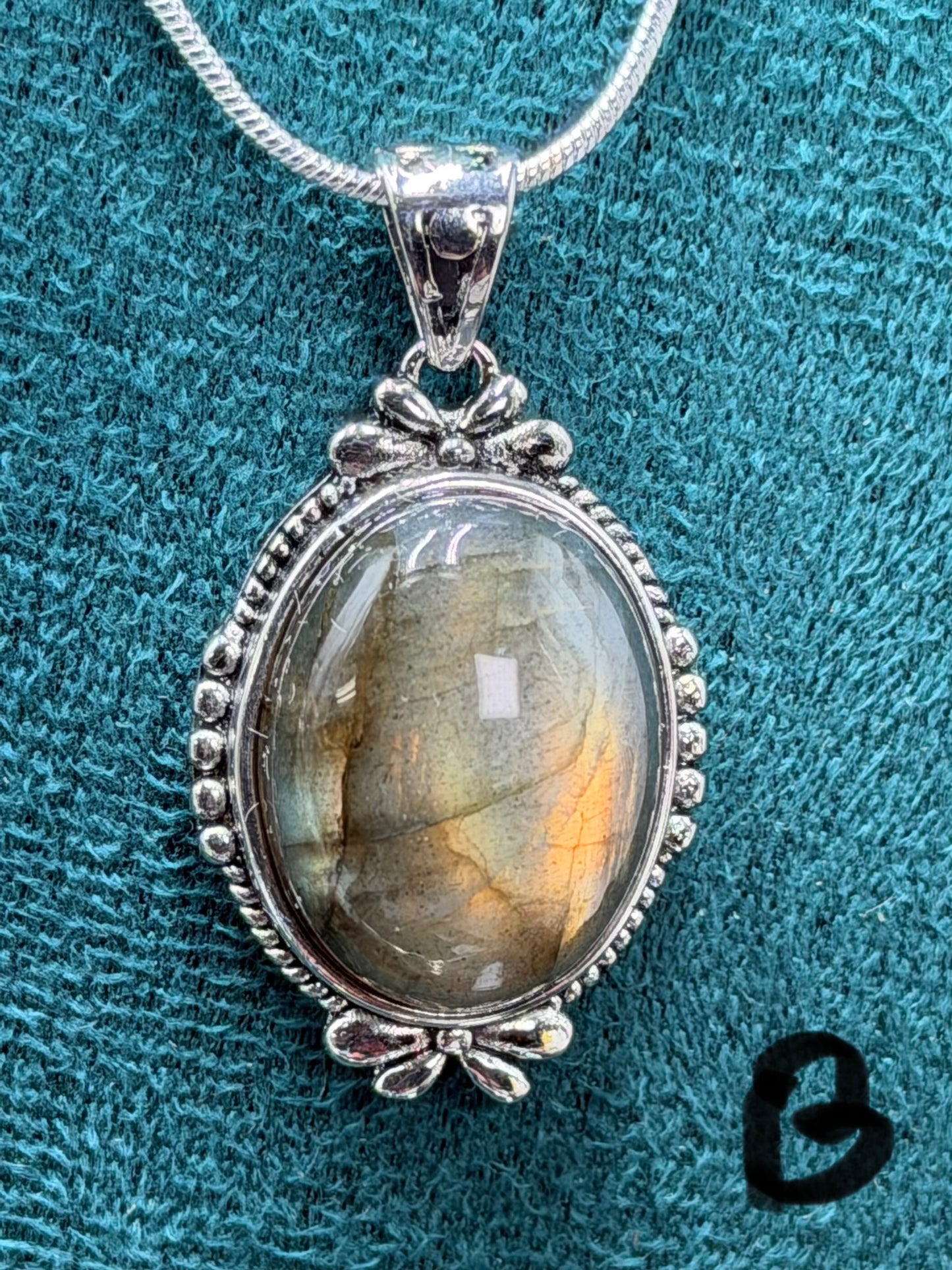 Golden Flash Labradorite Pendant Necklace