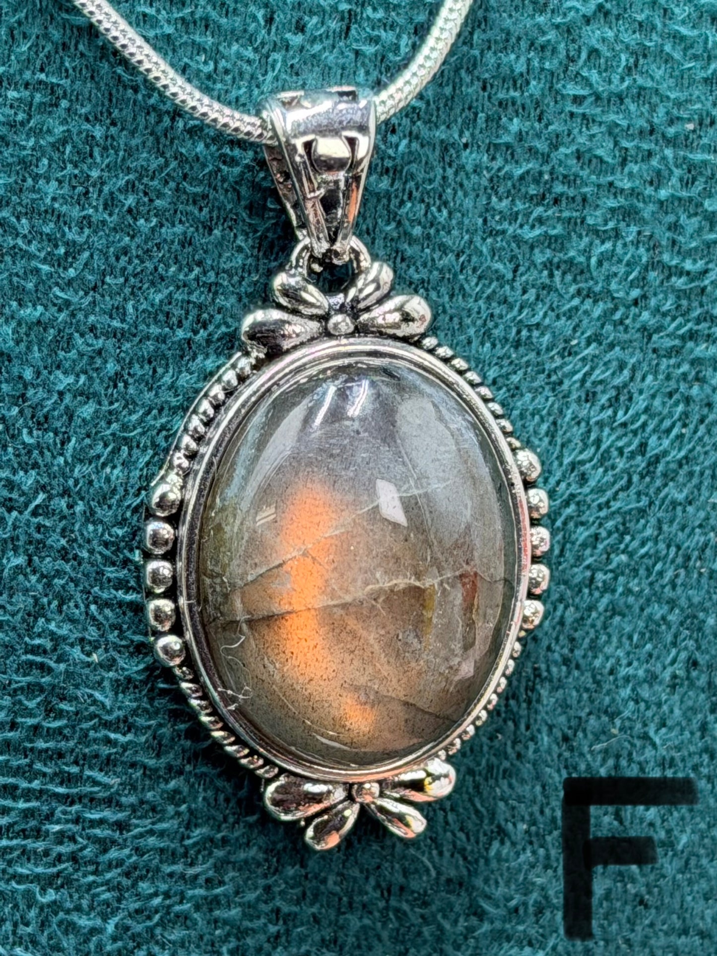 Golden Flash Labradorite Pendant Necklace