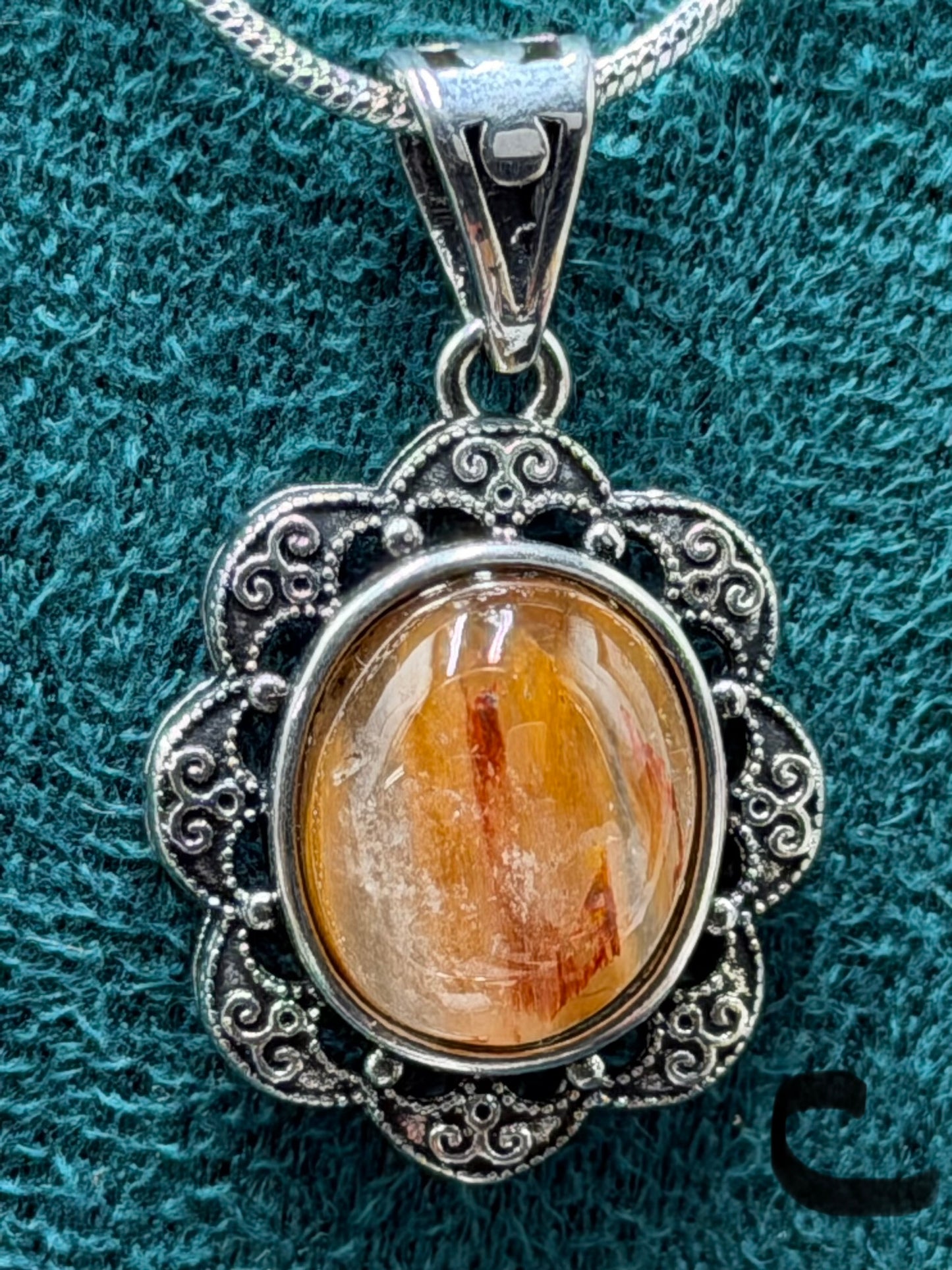 Rabbit Hair Quartz Pendant Necklace